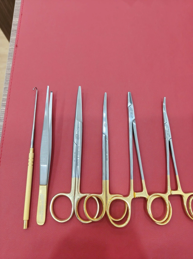 Mài xương 1 đầu 22cm x 2,2cm, đầu R2,2 D11