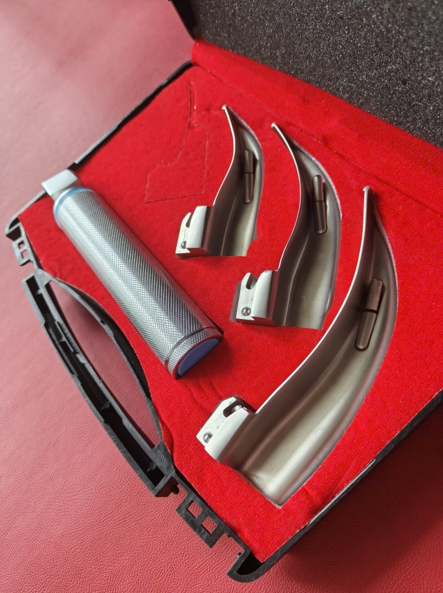 Kìm cắt chỉ thép 18cm
