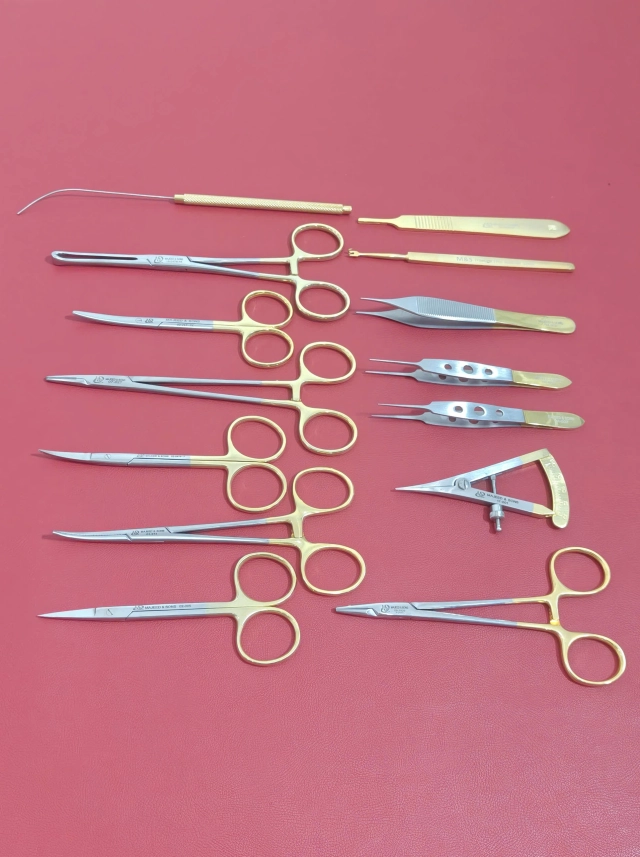 Banh móc phẫu thuật Dài 16cm, đầu móc 2x1cm, đầu kia 2,5x0.7cm