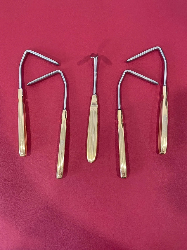 Kẹp kim 14cm, đầu cong D1.5cm R1.5mm, Kìm mang kim có Tips TC không cắn chỉ tuột chỉ