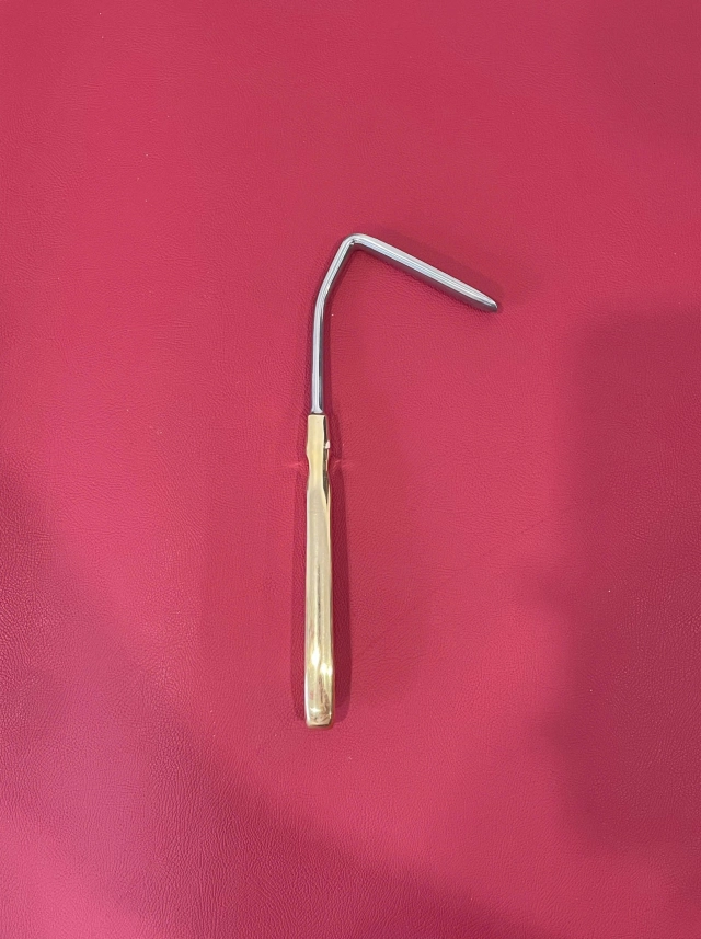 Kẹp kim 14cm, đầu cong D1.5cm R1.5mm, Kìm mang kim có Tips TC không cắn chỉ tuột chỉ