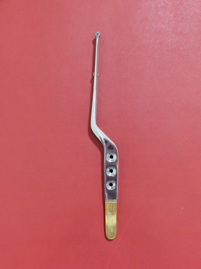 Que hút mỡ 50cm x 3mm 4 lỗ xoắn