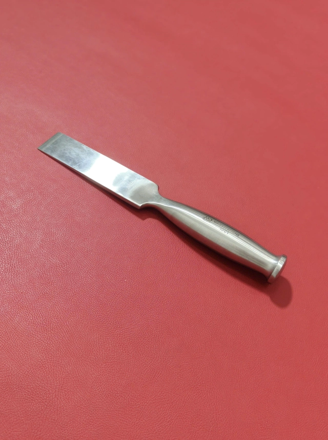Kẹp mạch máu bulldog 11cmx3mm thẳng (11cm D5.8cm R3mm)