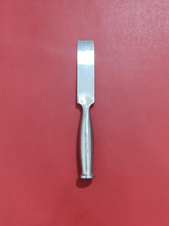 Kẹp mạch máu bulldog 11cmx3mm thẳng (11cm D5.8cm R3mm)